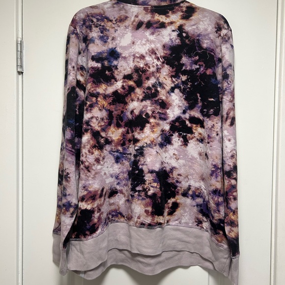 🎉 HOST PICK🎉 Torrid Purple Tie Dye Active Zip Sweatshirt - Picture 6 of 7